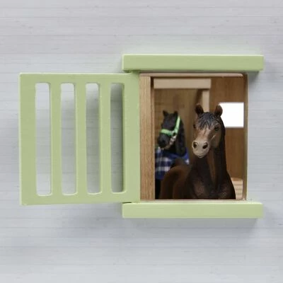 Kids Globe Écurie de chevaux avec 7 box à cheveux 1:24 Rose 610189 5 Kids Globe Écurie de chevaux avec 7 box à cheveux 1:24 Rose 610189 – Image 3