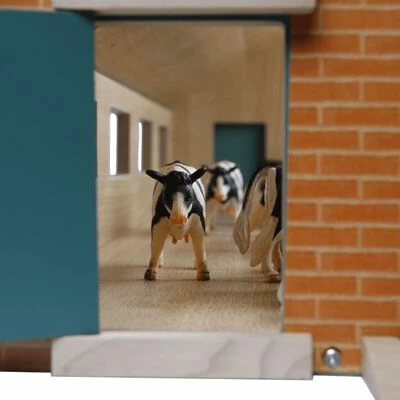 Kids Globe Grange de vaches 1:32 6 Kids Globe Grange de vaches 1:32 – Image 4